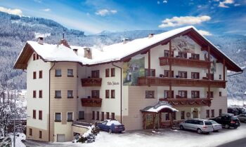 Hotel Villa Jolanda***