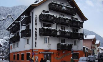 Hotel Touring***